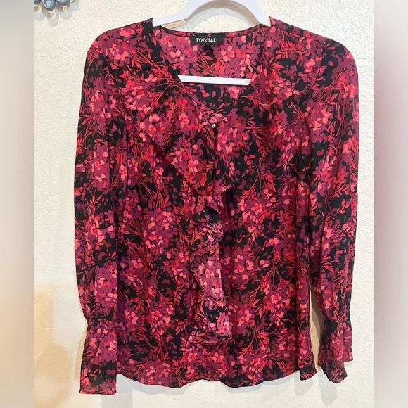 Roz & Ali Vibrant Floral Blouse with Ruffles - Picture 11 of 13